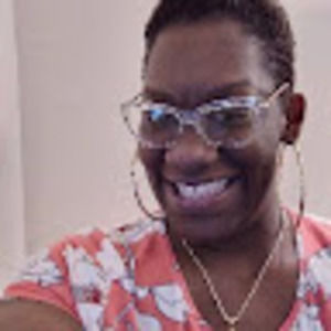 Meet your Posher, Deloris